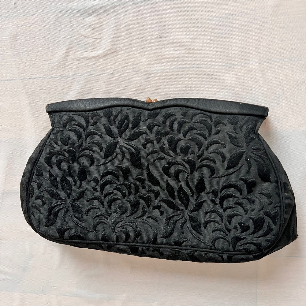 vintage Morris Moskowitz handbag black textured floral clutch evening bag
